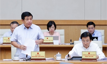 Bộ trưởng Nguyễn Chí Dũng: nền kinh tế phục hồi và có mức tăng trưởng tích cực